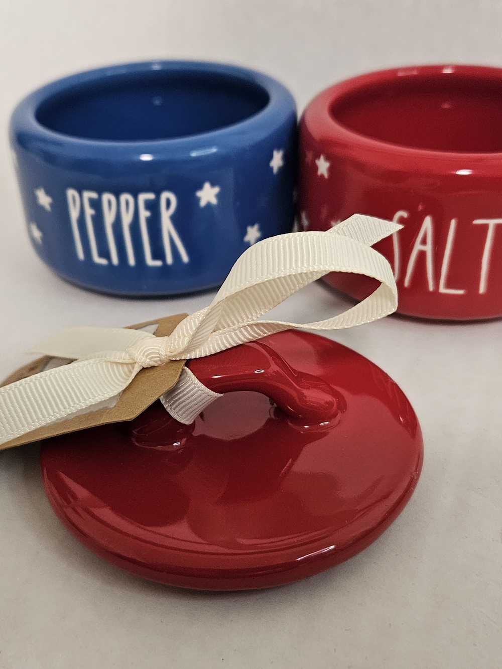 Rae Dunn Salt & Pepper Ceramic Stackable Set - Red & Blue - Picture 4 of 7
